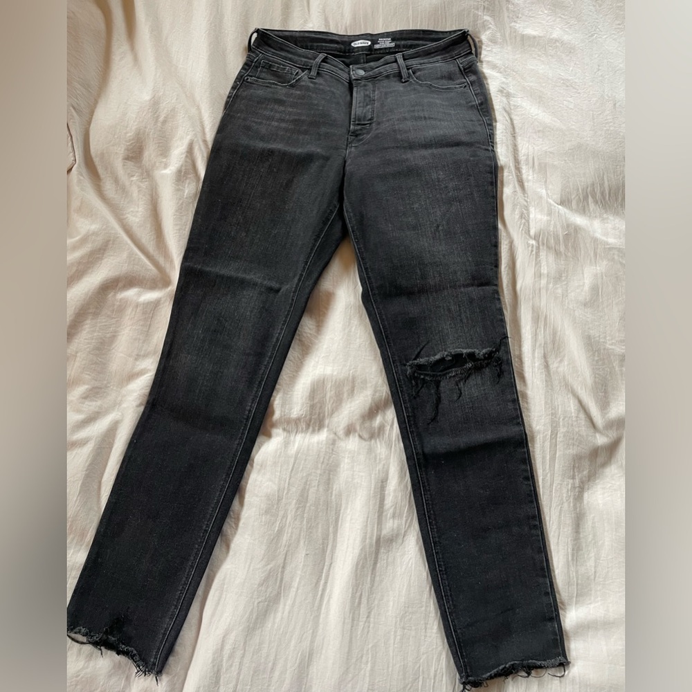 Old Navy Rock Star Super Skinny High Rise Women's Black Distressed Jeans